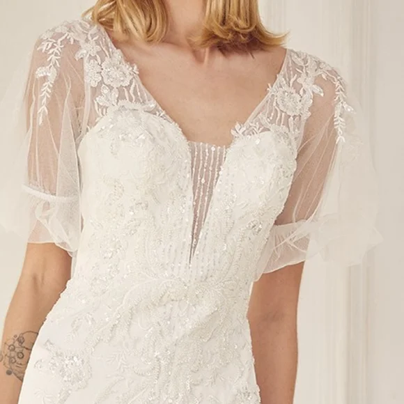 Short sleeve beaded lace long wedding dress - Picture 2 of 9